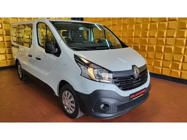 Gebraucht Renault Trafic 145 PS (106 kW) 2018 Weiß Van / Kleinbus