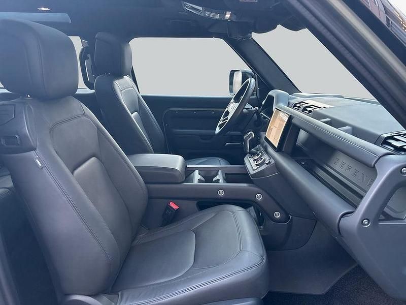 Gebraucht Land Rover Defender HSE Dynamic 300 PS (220 kW) 2025 Grün SUV