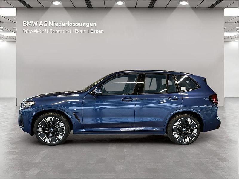 Gebraucht BMW iX3 Impressive 210 kW (286 PS) 2023 Blau SUV