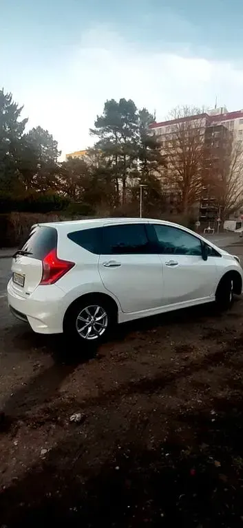 Gebraucht Nissan Note Acenta 90 PS (66 kW) 2015 Weiß Kleinwagen
