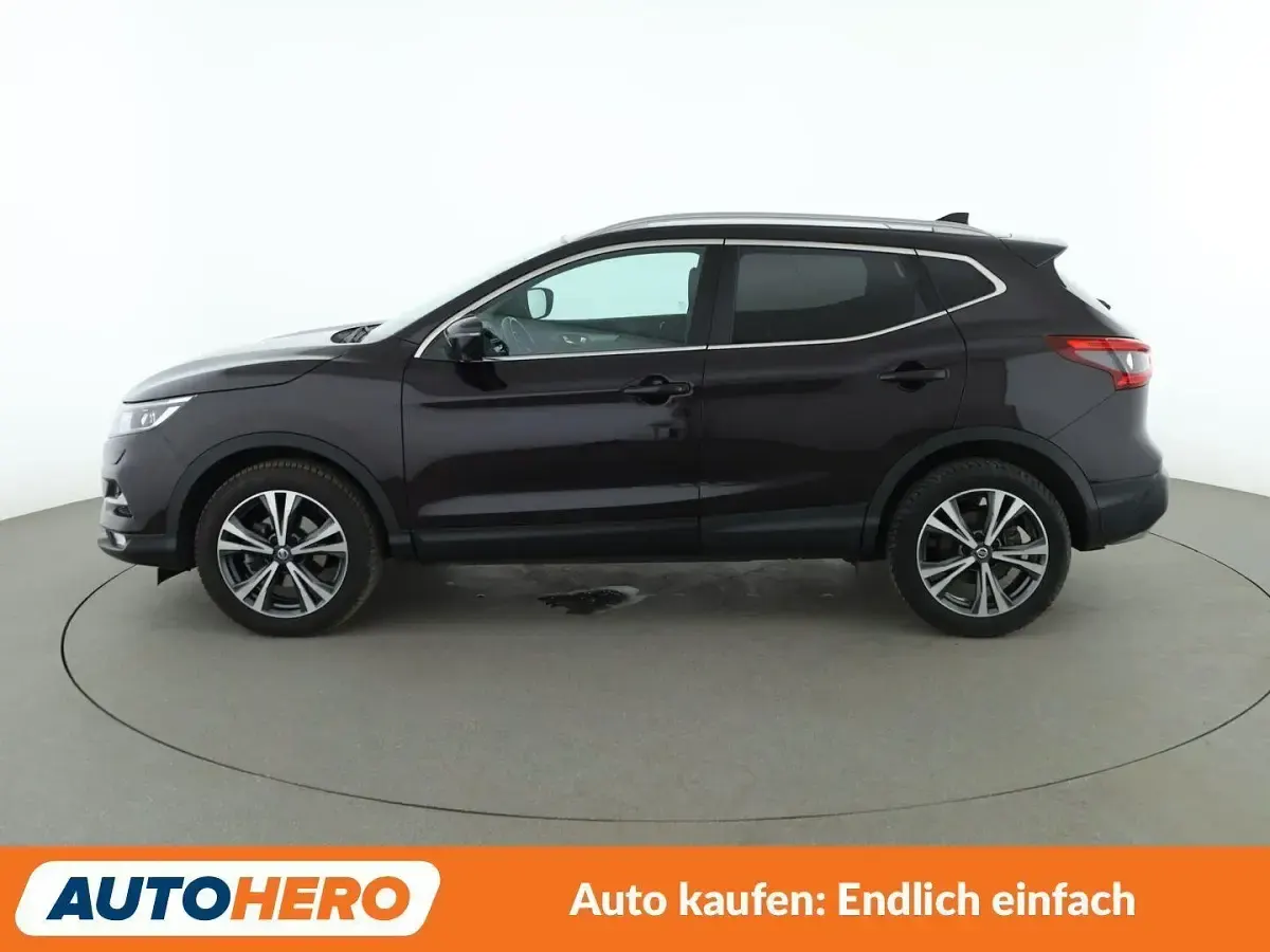 Gebraucht Nissan Qashqai N-Connecta 116 PS (85 kW) 2018 Violet SUV