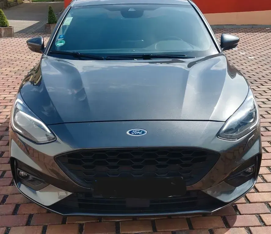 Gebraucht Ford Focus ST-Line 125 PS (91 kW) 2018 Grau Limousine