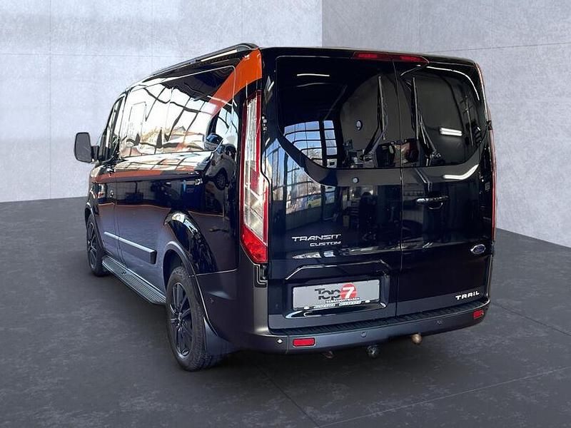Gebraucht Ford Transit Custom Trend 131 PS (96 kW) 2020 Schwarz Kombi