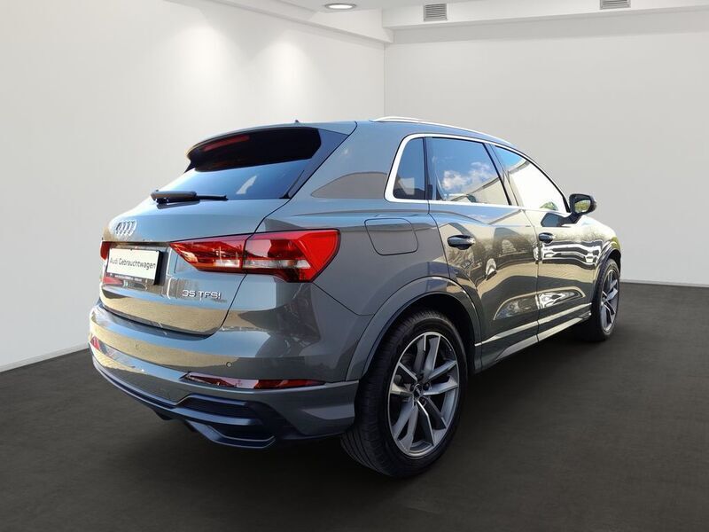 Gebraucht Audi Q3 S-Line 150 PS (110 kW) 2019 Chronosgrau SUV