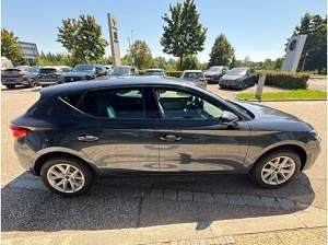 Neu Seat Leon 150 PS (110 kW) 2025 Grau Limousine