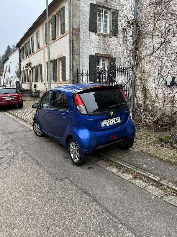Gebraucht Peugeot iON 35 kW (48 PS) 2018 Kleinwagen
