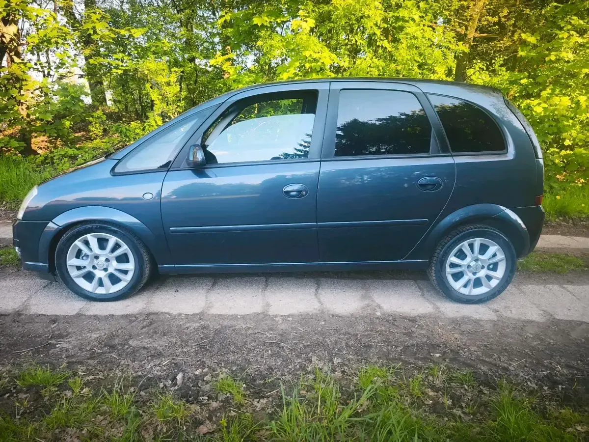 Gebraucht Opel Meriva 2008 Grau Van / Kleinbus