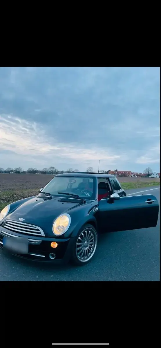 Gebraucht Mini Cooper 90 PS (66 kW) 2006 Schwarz Kleinwagen