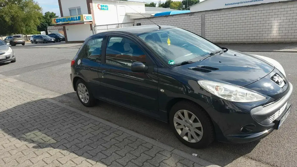 Gebraucht Peugeot 206+ 2010 Beige Kleinwagen