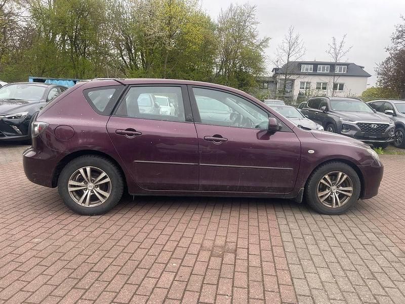 Second-hand Mazda 3 Active 105 CP (77 kW) 2007 Mov Berlinǎ