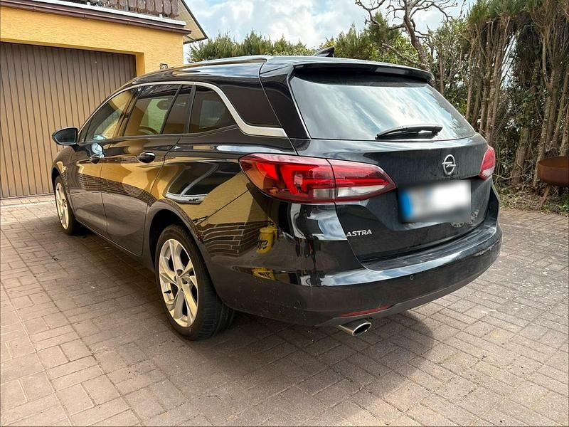 Gebraucht Opel Astra 160 PS (117 kW) 2017 Schwarz Kombi