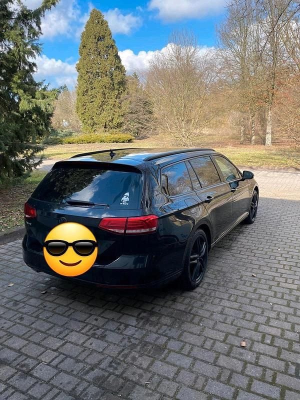 Gebraucht VW Passat 150 PS (110 kW) 2016 Schwarz Kombi