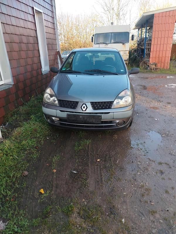 Blau Gebraucht 2002 Renault Clio II Kleinwagen | 1.800 € - Bild 1/4