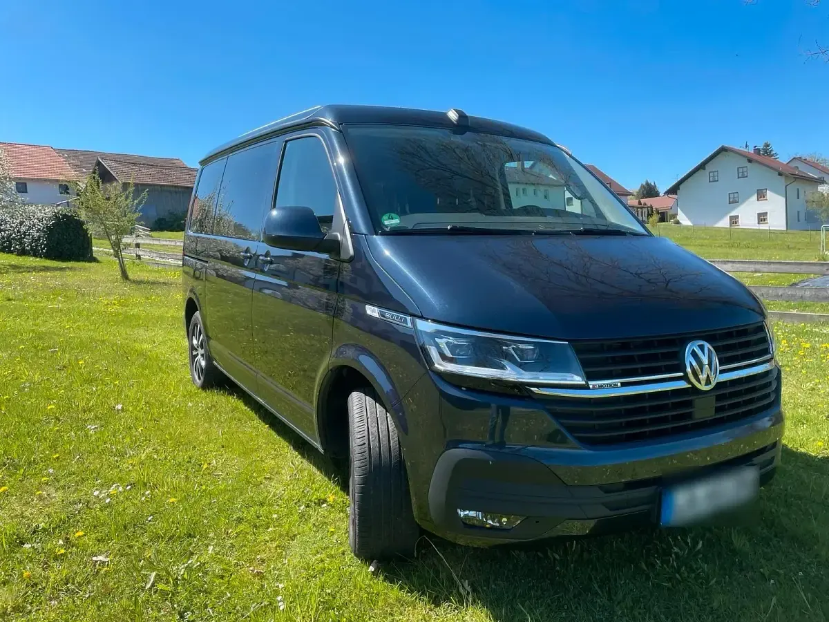Gebraucht VW California Beach 204 PS (150 kW) 2024 Blau Van