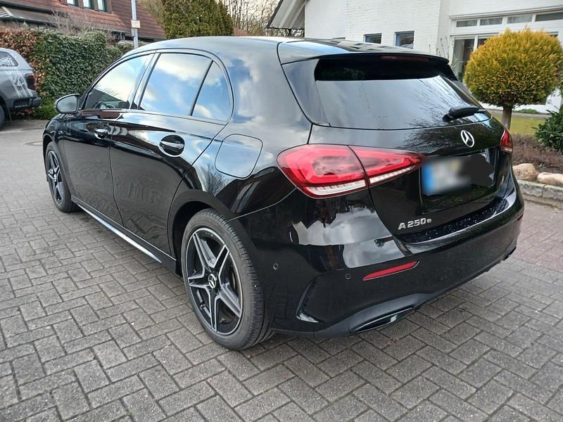 Gebraucht Mercedes A250 AMG 218 PS (160 kW) 2020 Schwarz Limousine