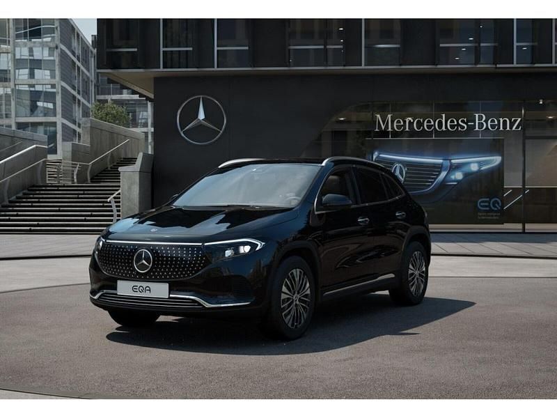 Second-hand Mercedes EQA250 Electric Art 139 kW (190 CP) 2025 Negru SUV