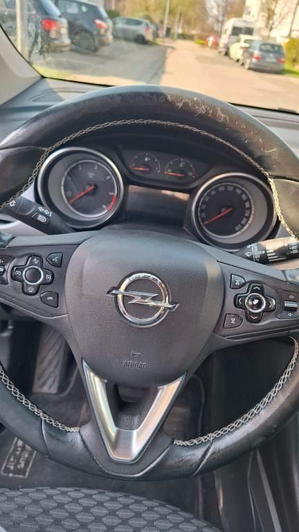 Gebraucht Opel Astra Innovation 110 PS (80 kW) 2016 Schwarz Limousine