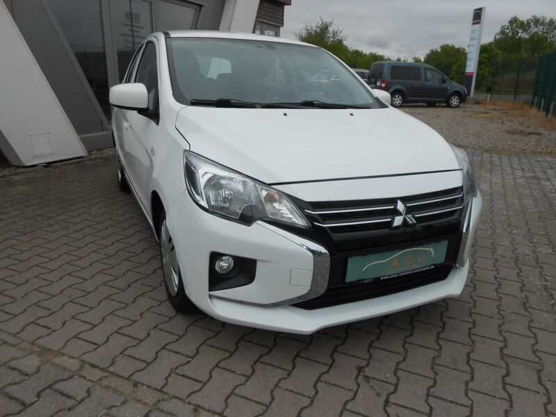 Islandweiss Gebraucht 2020 Mitsubishi Space Star Edition Limousine | 7.990 € (Fairer Preis) - Bild 1/4