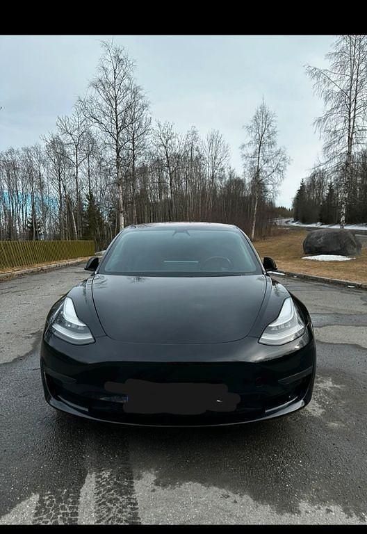Schwarz Gebraucht 2019 Tesla Model 3 Limousine | 16.900 € (Superpreis) - Bild 1/4