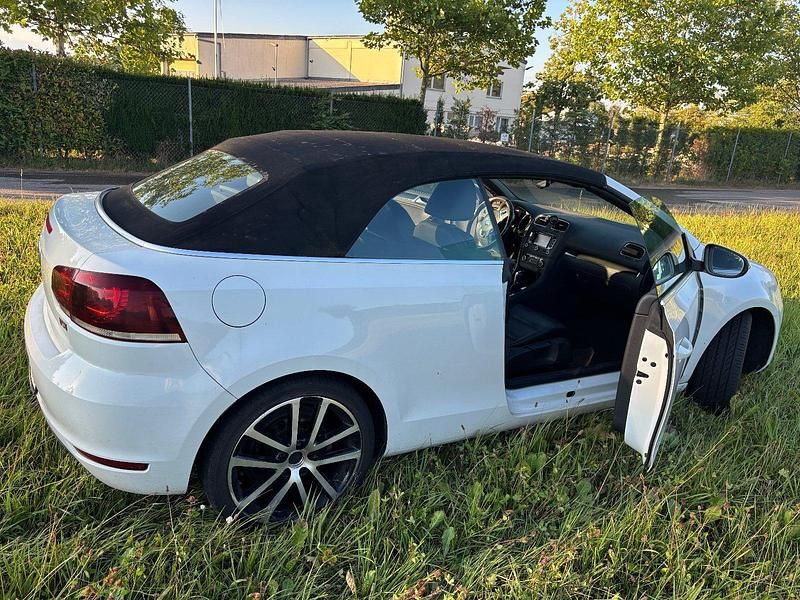 Gebraucht VW Golf 118 PS (86 kW) 2011 Weiß Cabrio