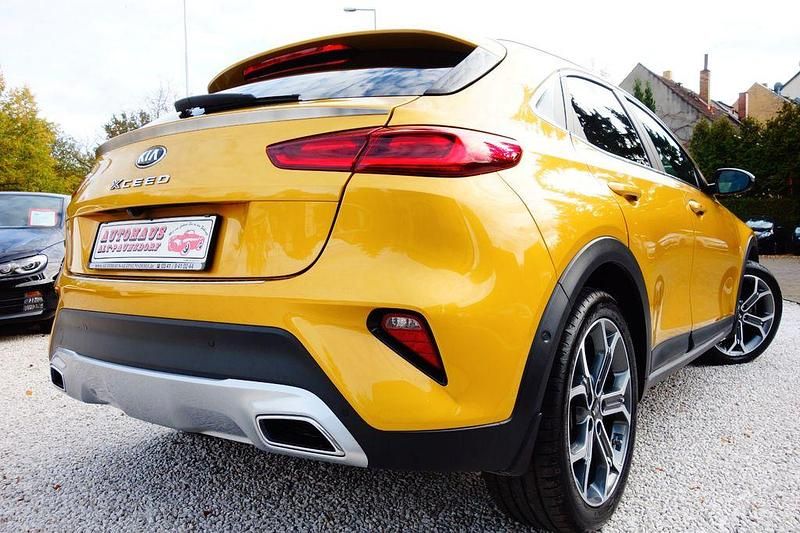 Gebraucht Kia XCeed Launch Edition 140 PS (102 kW) 2019 Gelb SUV