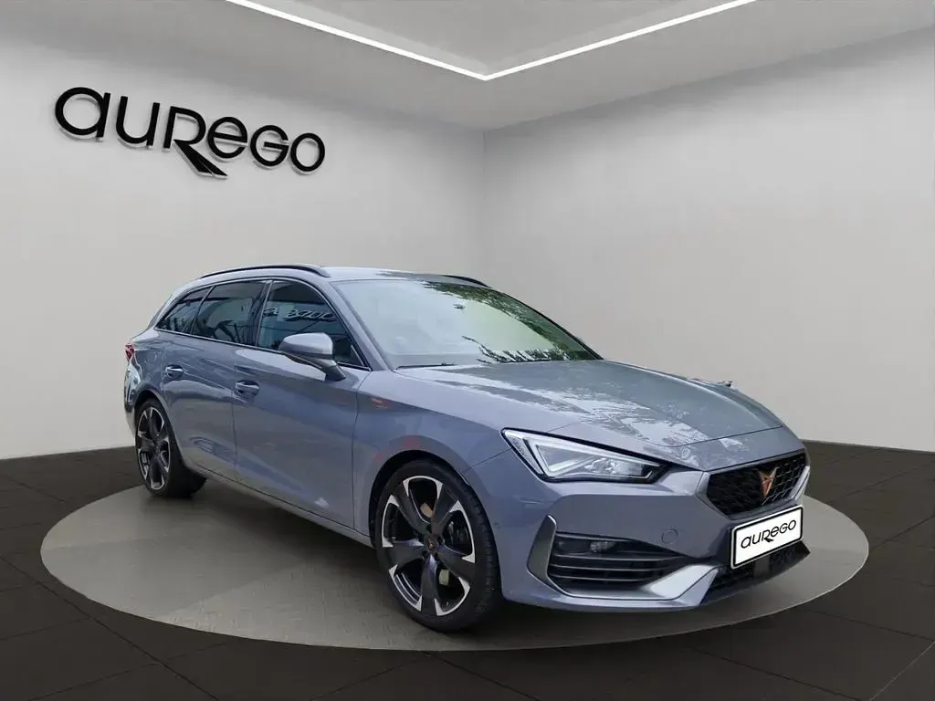 Gebraucht Cupra Leon VZ 310 PS (228 kW) 2024 Grau Kombi
