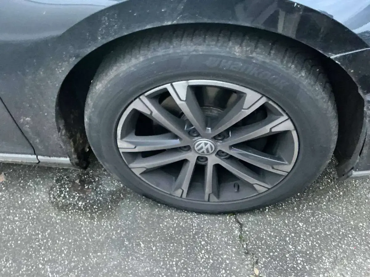 Gebraucht VW Passat Highline 150 PS (110 kW) 2015 Blau Kombi