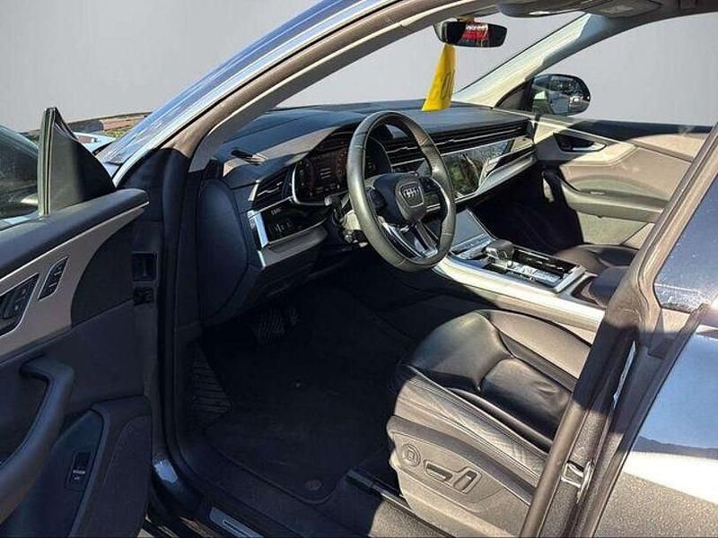 Gebraucht Audi Q8 Ambiente 286 PS (210 kW) 2019 Grau SUV