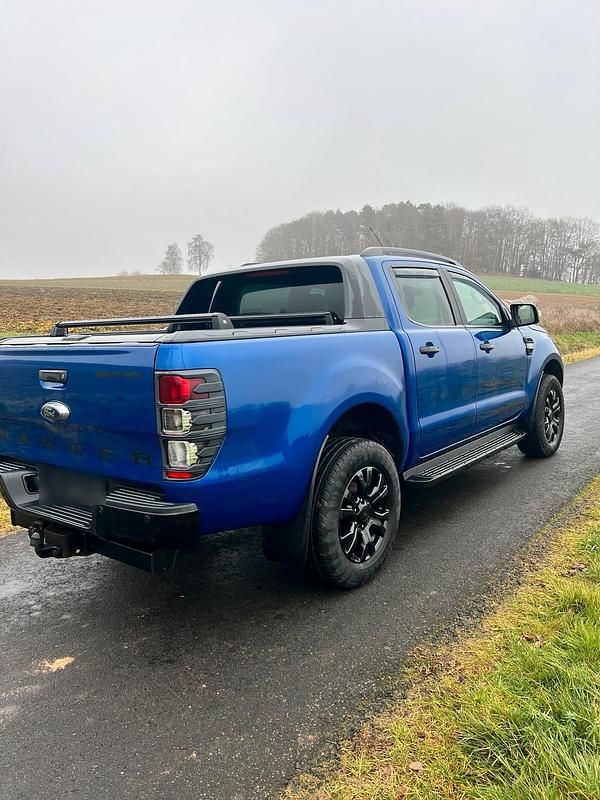 Gebraucht Ford Ranger Wildtrack 200 PS (147 kW) 2019 Blau Pickup