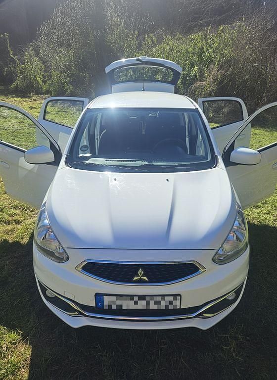 Gebraucht Mitsubishi Space Star 71 PS (52 kW) 2017 Weiß Kleinwagen