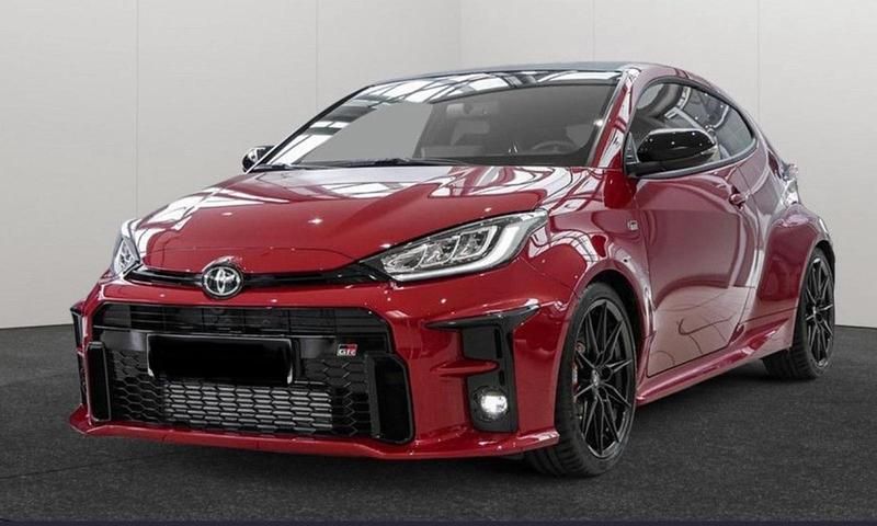 Rot Gebraucht 2023 Toyota Yaris Kleinwagen | 38.690 € (Teuer) - Bild 1/4