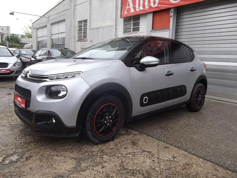 Grau Gebraucht 2017 Citroën C3 Shine Kleinwagen | 9.990 € (Guter Preis) - Bild 1/4
