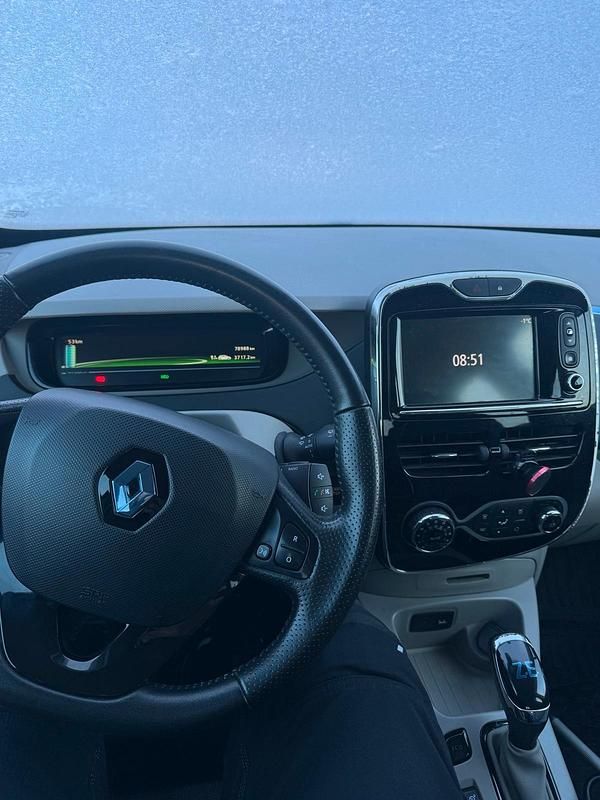 Gebraucht Renault Zoe 47 kW (65 PS) 2013 Weiß Kleinwagen