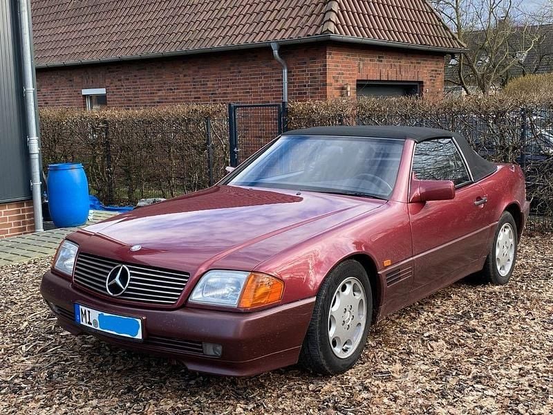 Rot Gebraucht 1992 Mercedes SL300 Cabrio | 21.900 € - Bild 1/4
