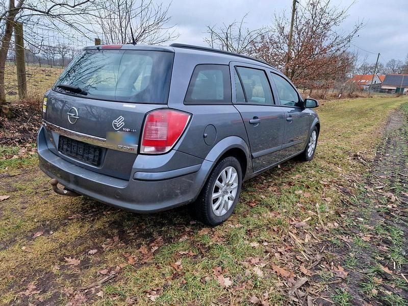 Gebraucht Opel Astra 2005 Grau Kombi