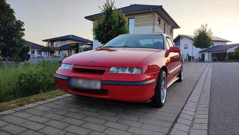 Rot Gebraucht 1992 Opel Calibra Coupé | 10.999 € - Bild 1/4