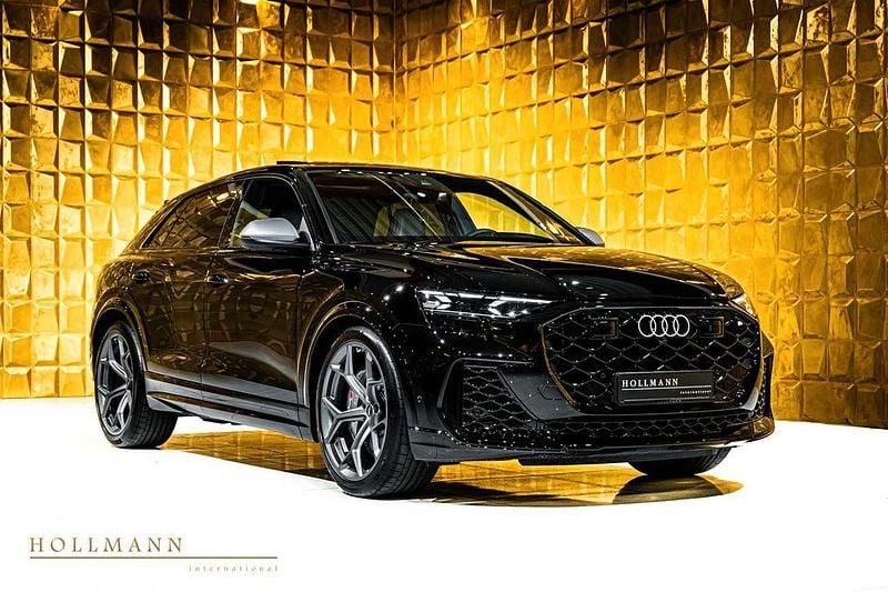 Schwarz Neu 2025 Audi RS Q8 Performance SUV | 153.391 € (Superpreis) - Bild 1/4