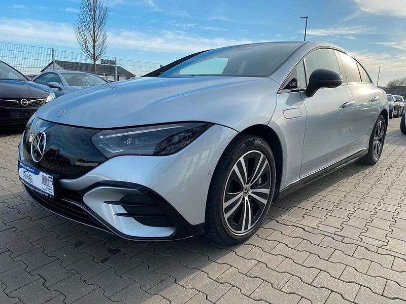 Gebraucht Mercedes EQE350 AMG 214 kW (292 PS) 2023 Silber Limousine