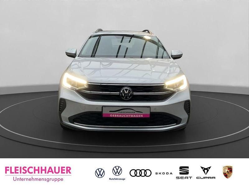 Gebraucht VW Taigo Life 95 PS (69 kW) 2023 Silber SUV