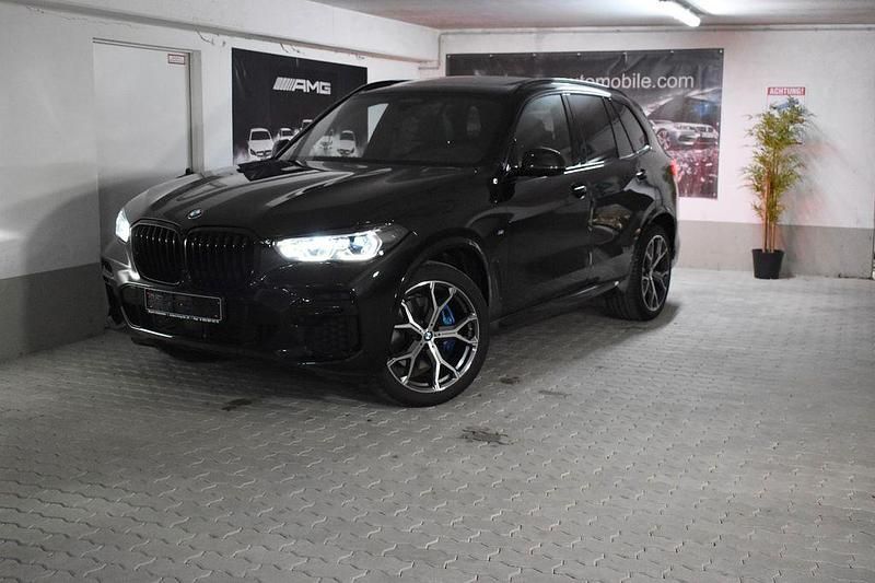 Schwarz Gebraucht 2022 BMW X5 M Sport SUV | 59.950 € (Fairer Preis) - Bild 1/4