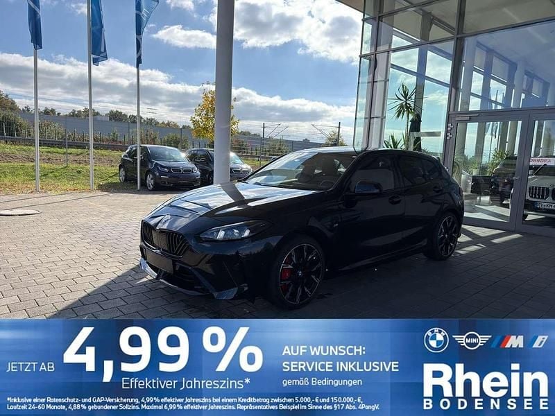 Black sapphire metallic Gebraucht 2025 BMW 120 Efficient Dynamics Kleinwagen | 36.280 € (Guter Preis) - Bild 1/4
