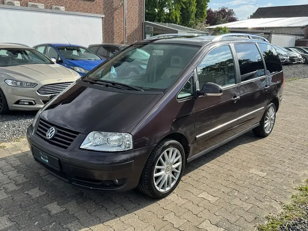 Brugt VW Sharan Highline 140 HK (102 kW) 2008 Brun MPV