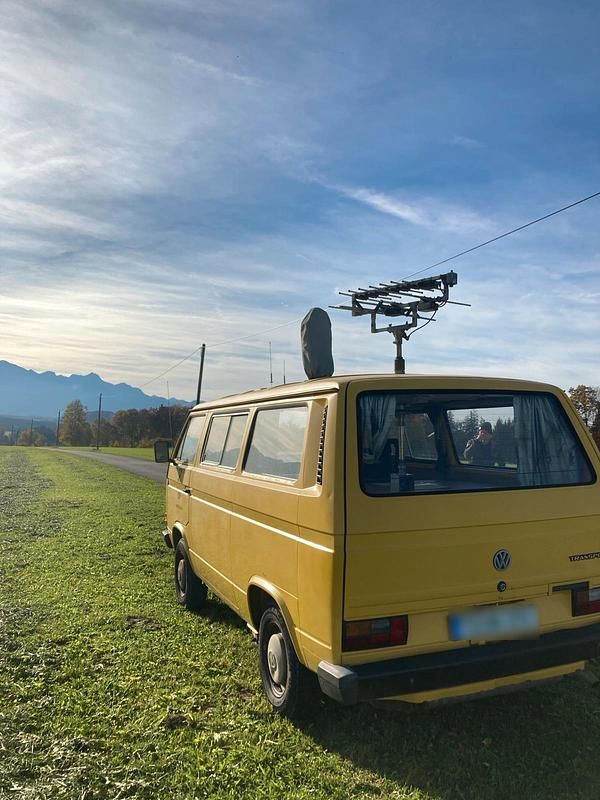 Gebraucht VW T3 70 PS (51 kW) 1991 Gelb Van