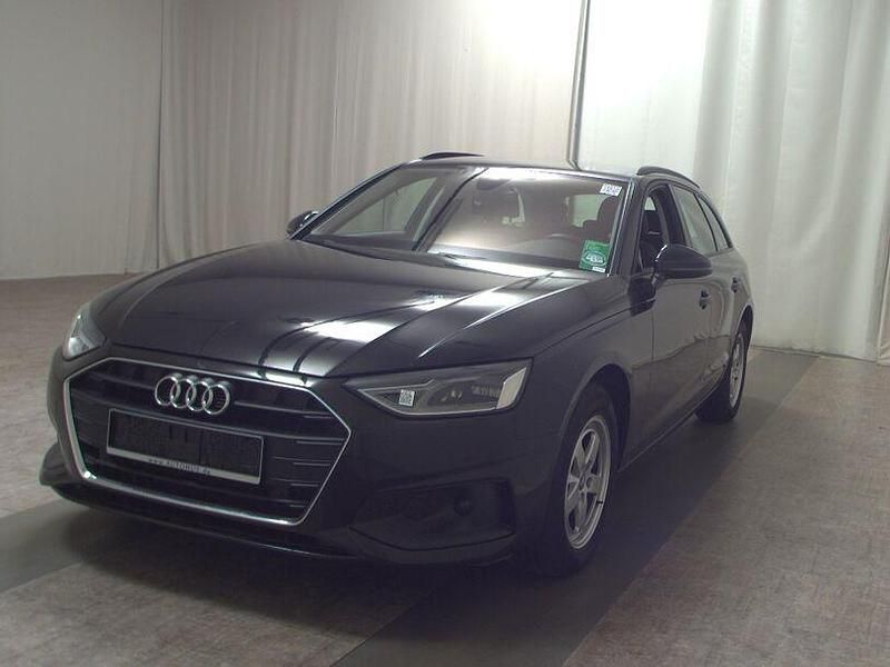 Gebraucht Audi A4 Basis 136 PS (100 kW) 2021 Schwarz Kombi