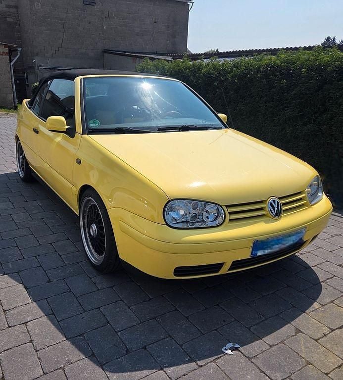 Gelb Gebraucht 2000 VW Golf Cabriolet Conceptline Cabrio | 1.999 € (Superpreis) - Bild 1/4