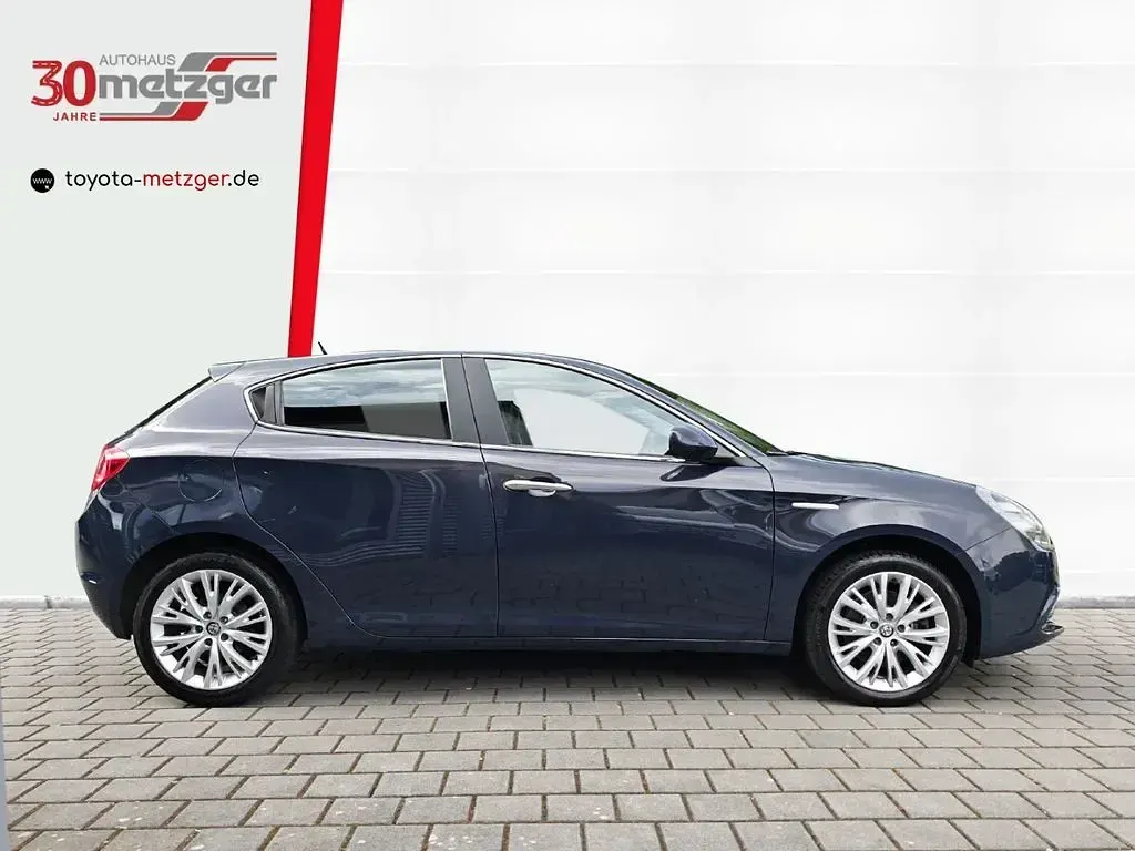 Gebraucht Alfa Romeo Giulietta Super 150 PS (110 kW) 2016 Colore esterno (grau lipari) Kleinwagen
