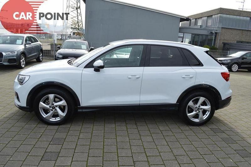 Gebraucht Audi Q3 Advanced Plus 150 PS (110 kW) 2023 Gletscherweiß metallic SUV