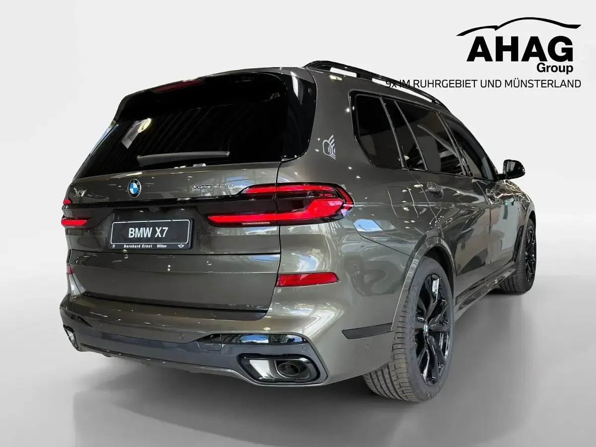 Neu BMW X7 Comfort Edition 352 PS (258 kW) 2026 Schwarz SUV