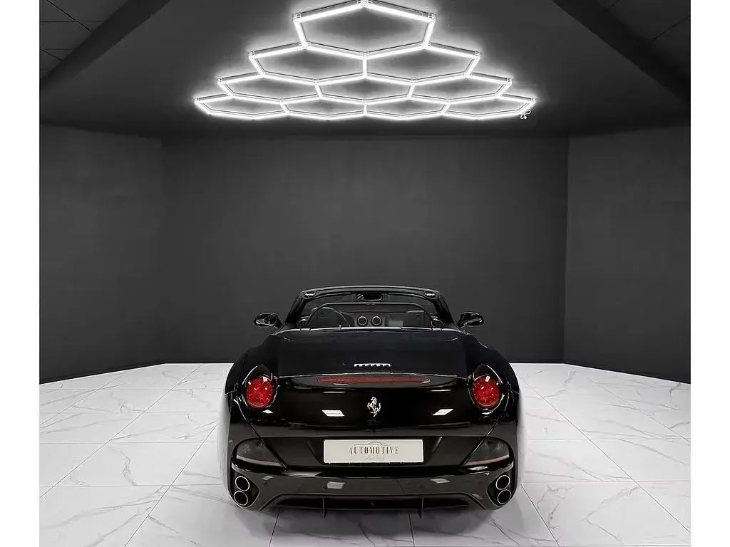 Gebraucht Ferrari California 460 PS (338 kW) 2010 Schwarz Cabrio