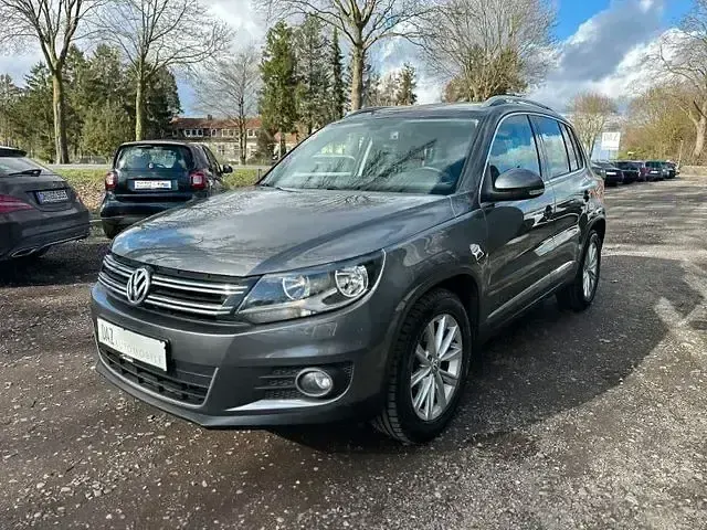 Gebraucht VW Tiguan Sportline 110 PS (80 kW) 2015 Grau SUV